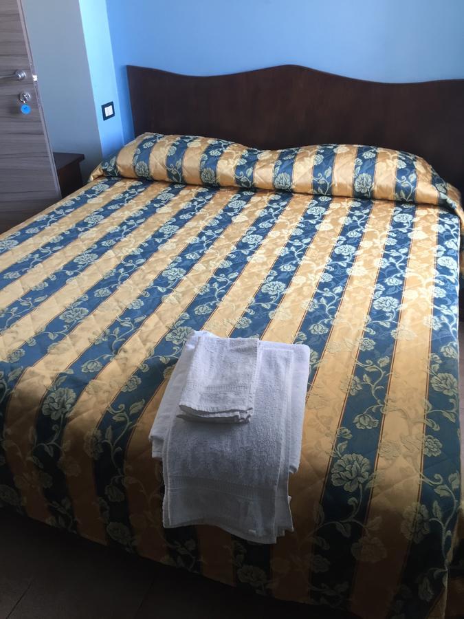 Hotel Il Castello Paola Dış mekan fotoğraf